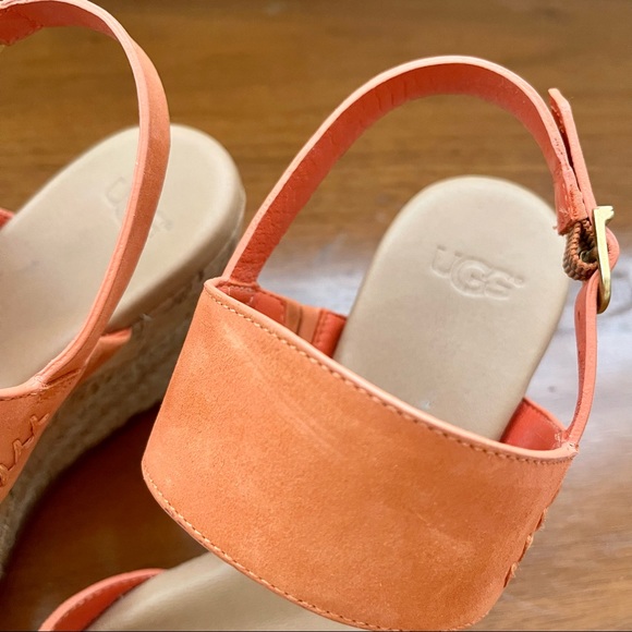 Ugg Strappy Wedges in Coral Size 8 - Picture 8 of 9